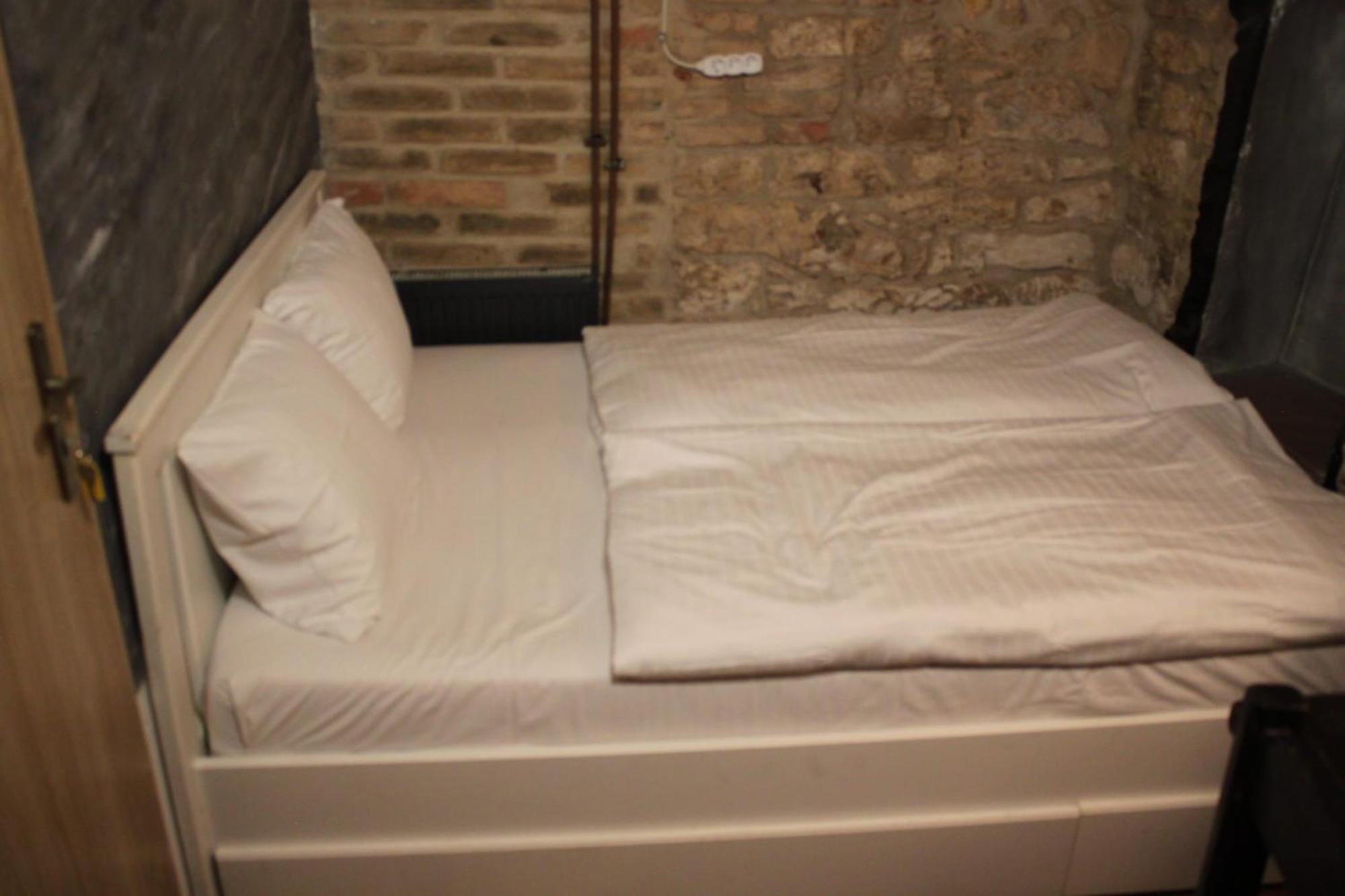 Alba Hostel Praha Eksteriør bilde