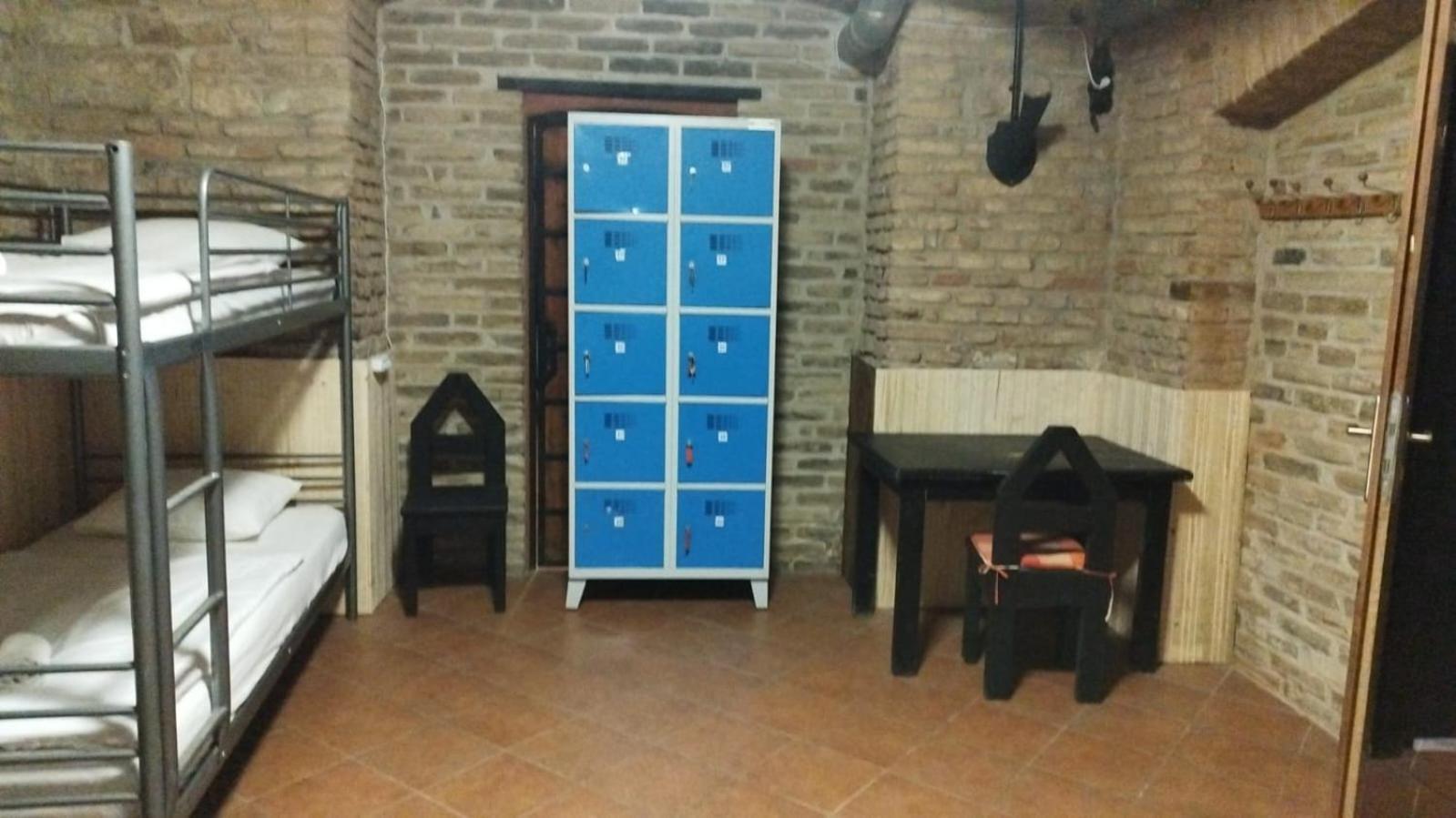 Alba Hostel Praha Eksteriør bilde