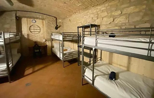 Alba Hostel Praha Eksteriør bilde